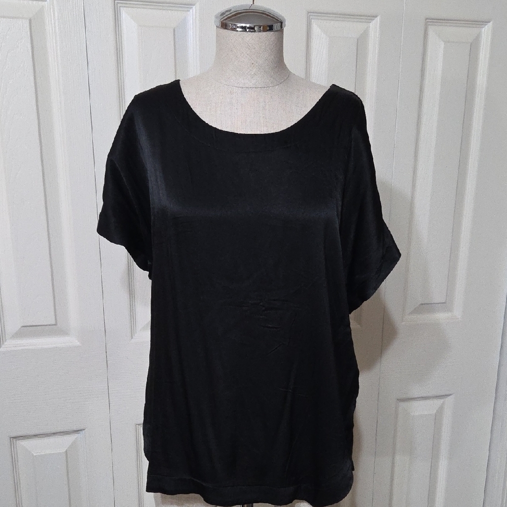 White House Black Market Black Short-Sleeve Satin Tee